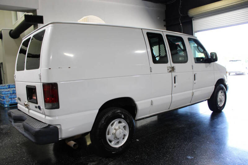 2009 Ford E-Series E-350 SD