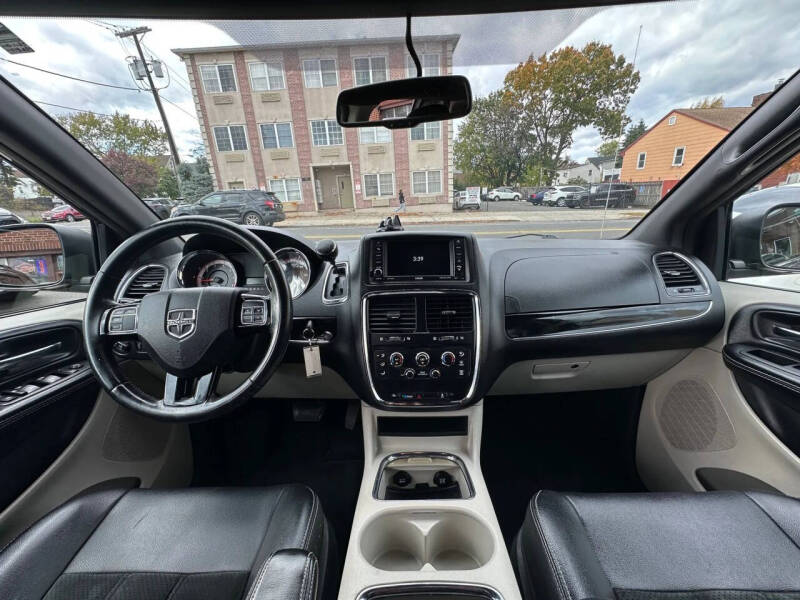 2017 Dodge Grand Caravan SXT