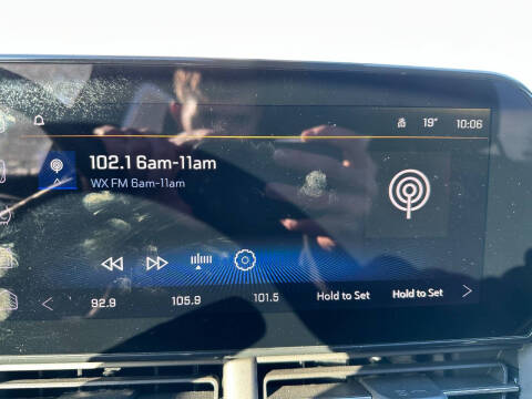 2024 Chevrolet Trax RS