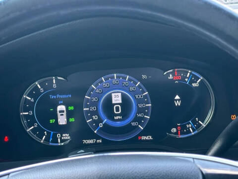 2018 Cadillac Escalade Luxury