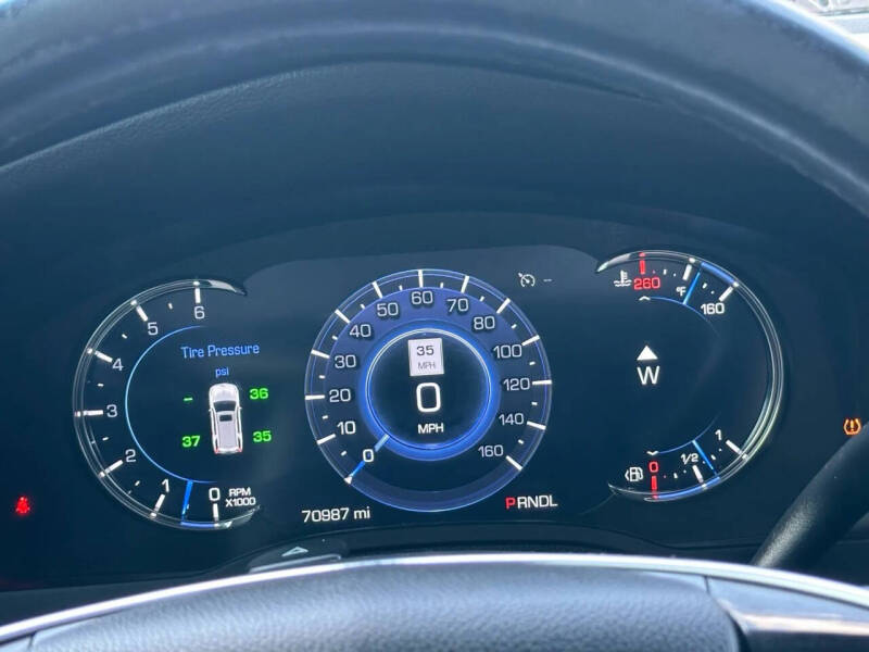 2018 Cadillac Escalade Luxury