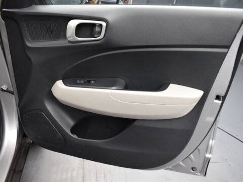 2023 Hyundai Venue SEL