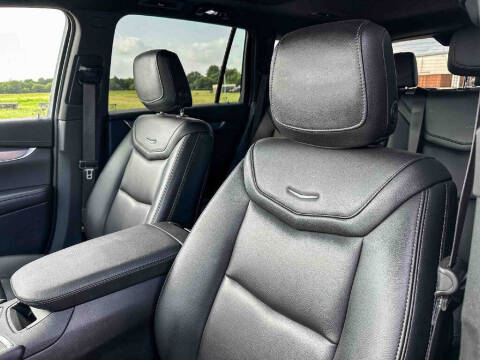 2022 Cadillac XT6 Luxury