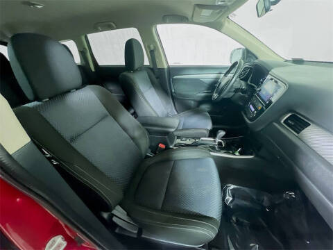 2018 Mitsubishi Outlander SE