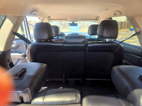 2020 Nissan Pathfinder SL