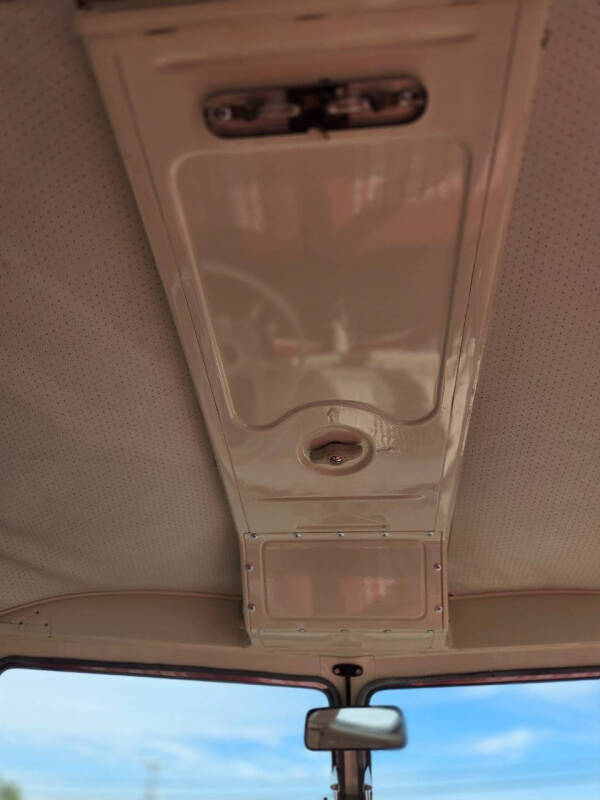 1975 Volkswagen Type 2