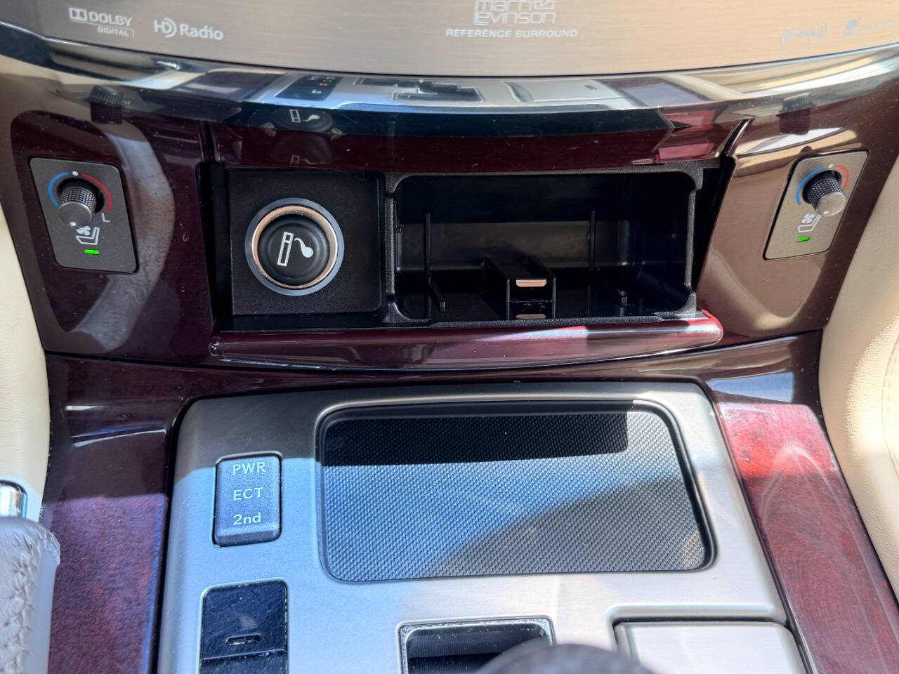 LexusLX 57057