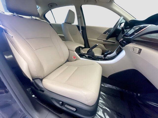 2017 Honda Accord Hybrid EX-L