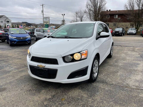 2016 Chevrolet Sonic LS Auto