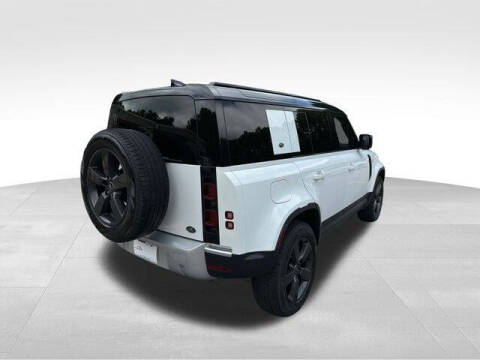 2022 Land Rover Defender 110 S
