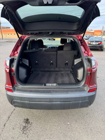 2020 Jeep Cherokee Latitude