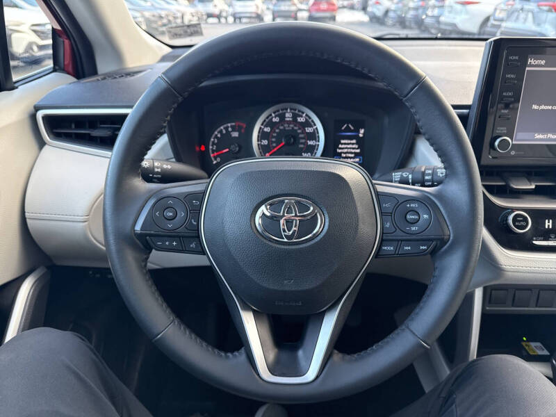 2022 Toyota Corolla Cross LE