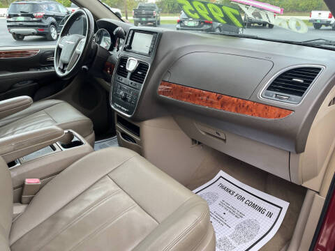 2015 Chrysler Town and Country Touring