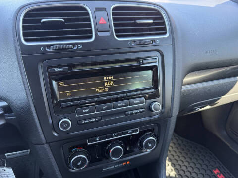 2013 Volkswagen GTI Base PZEV