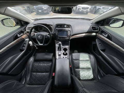 2016 Nissan Maxima Platinum