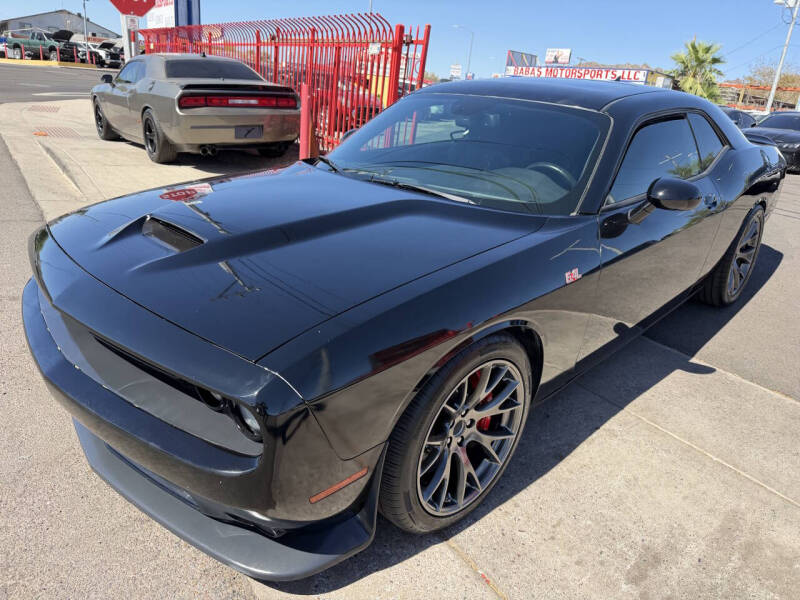 2016 Dodge Challenger SRT 392's photo