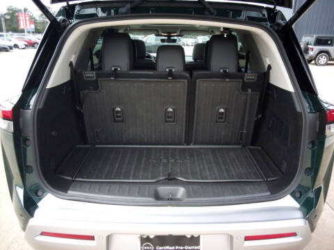 2024 Nissan Pathfinder Platinum