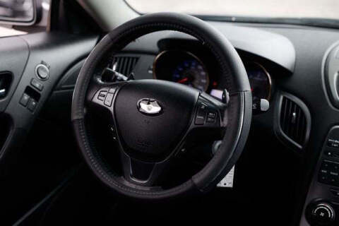 2011 Hyundai Genesis Coupe 2.0T