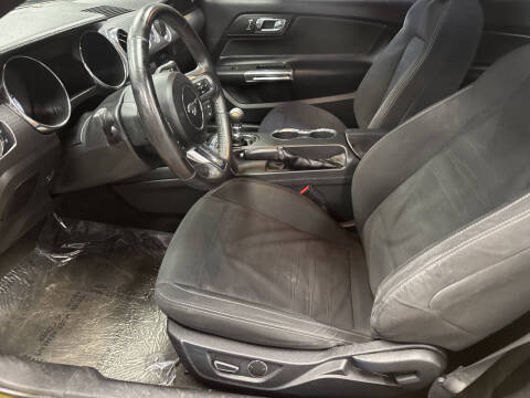 2017 Ford Mustang