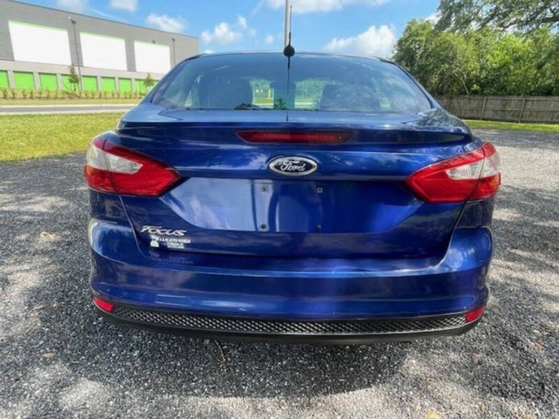 2012 Ford Focus S