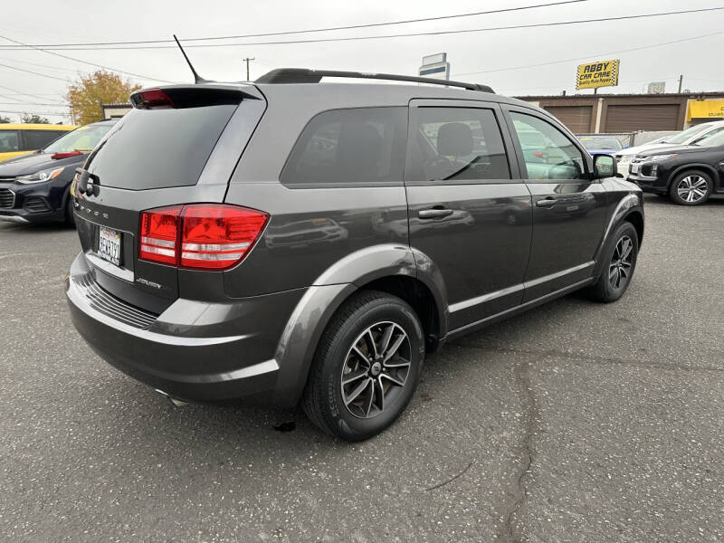 2018 Dodge Journey SE
