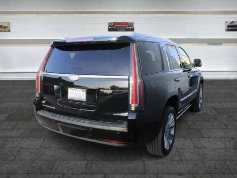 2016 Cadillac Escalade Platinum
