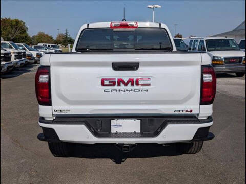 2026 GMC Canyon AT4