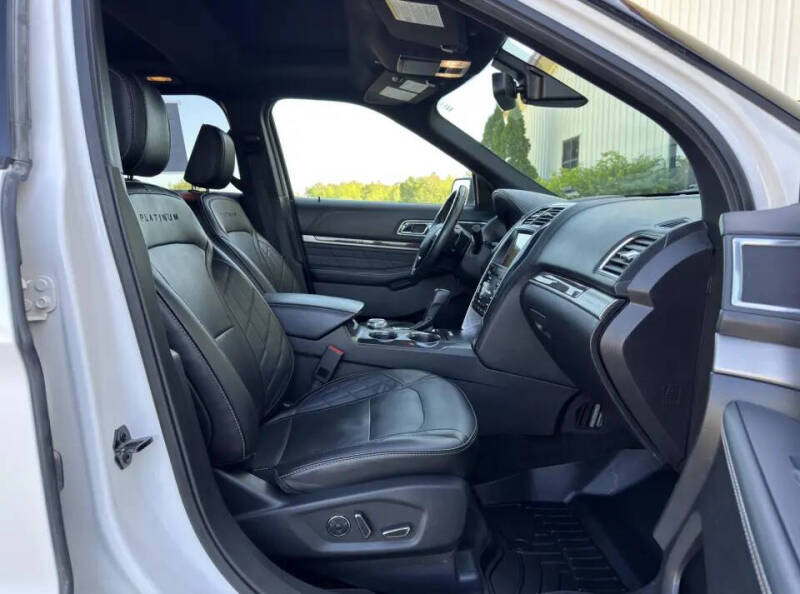 2018 Ford Explorer Platinum