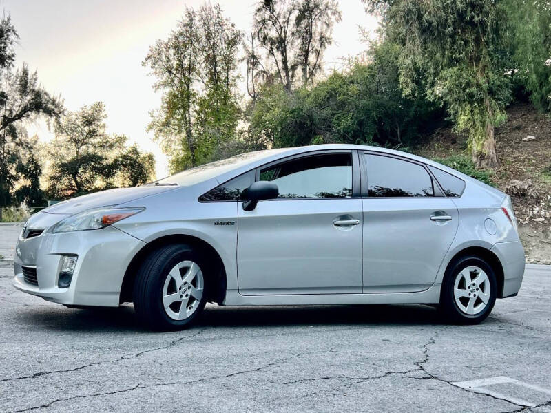 2010 Toyota Prius III