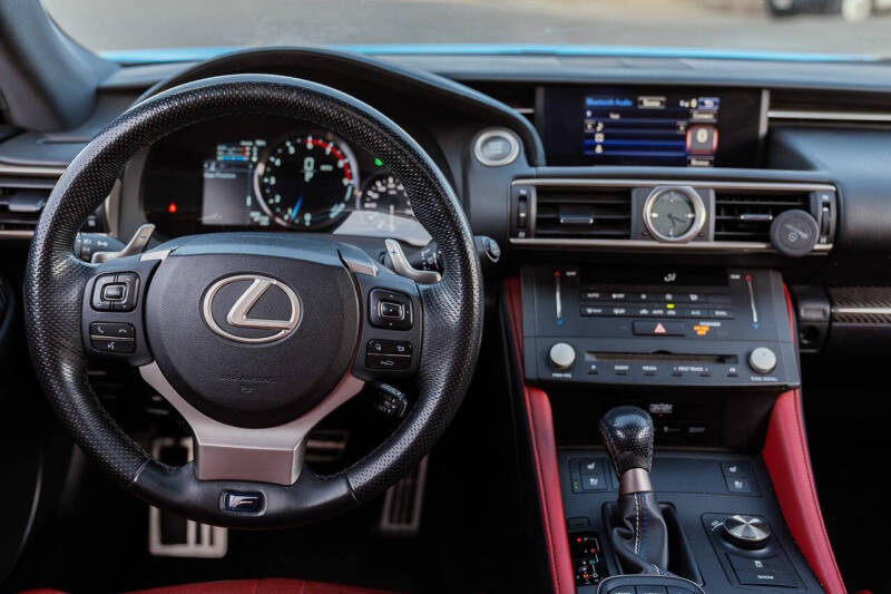 2017 Lexus RC F