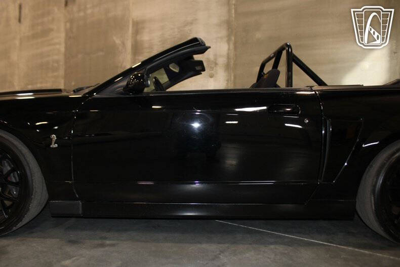 2003 Ford Mustang SVT Cobra