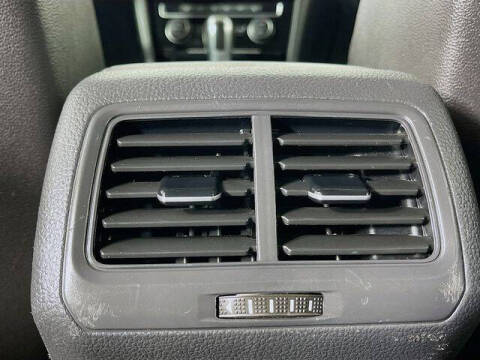 2017 Volkswagen Golf R 4Motion