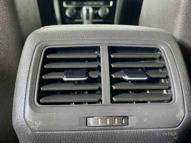 2017 Volkswagen Golf R 4Motion