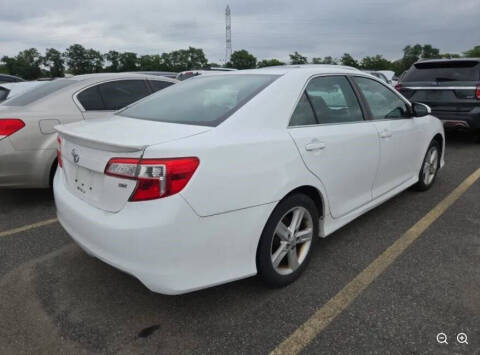 2014 Toyota Camry SE