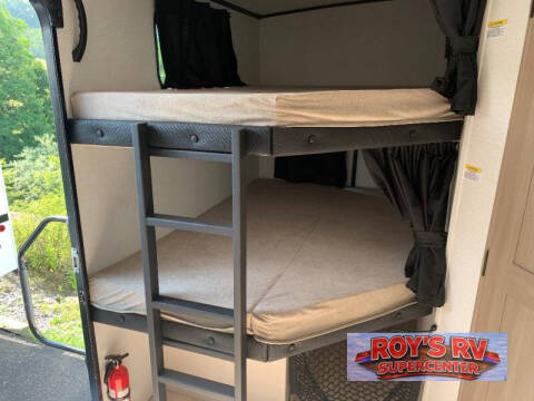 2027 Jayco Jay Feather