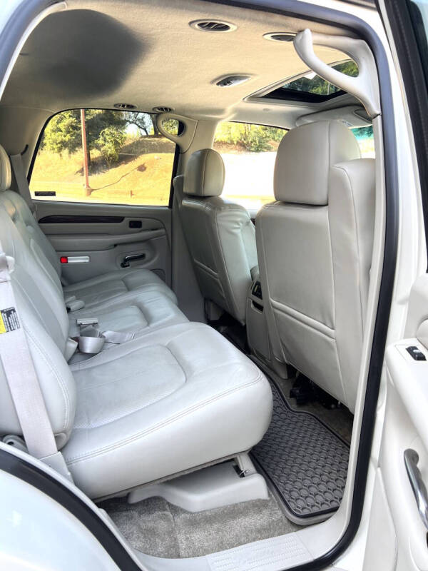 2002 Cadillac Escalade