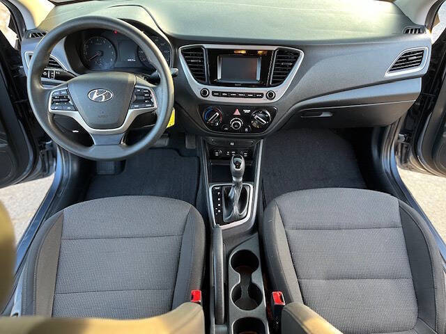 2019 Hyundai Accent SE