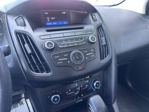 2016 Ford Focus S