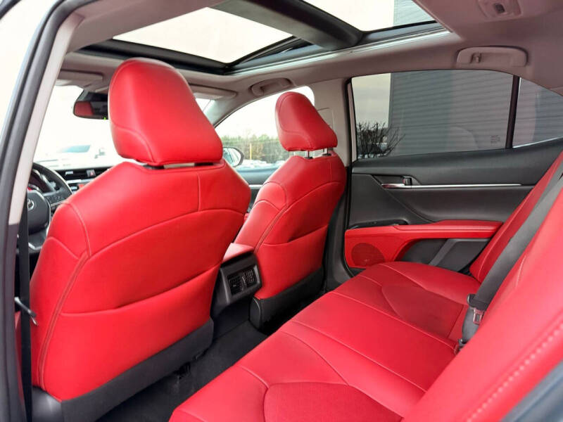 2019 Toyota Camry XSE