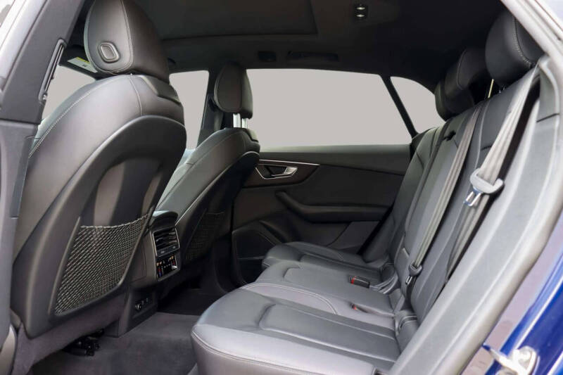 2021 Audi Q8 quattro Premium Plus 55 TFSI