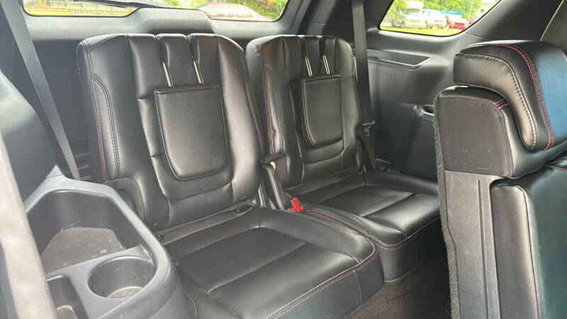 2016 Ford Explorer Sport