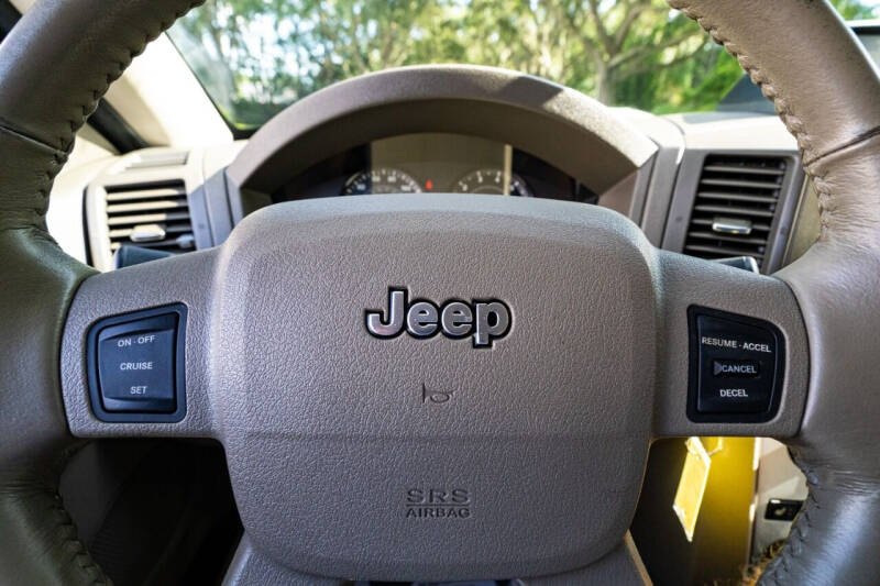 2005 Jeep Grand Cherokee Laredo
