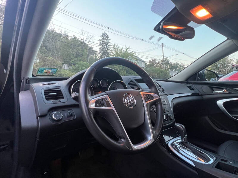 2012 Buick Regal Premium 1