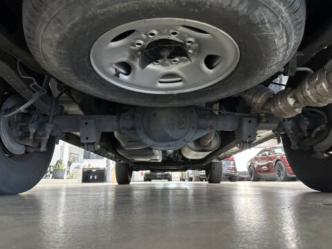 2023 GMC Savana 2500