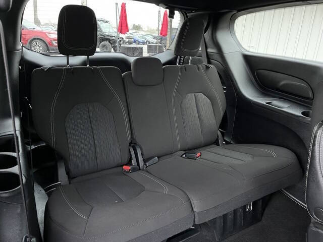 2022 Chrysler Pacifica Touring