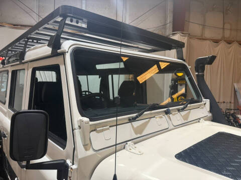 1990 Land Rover Defender