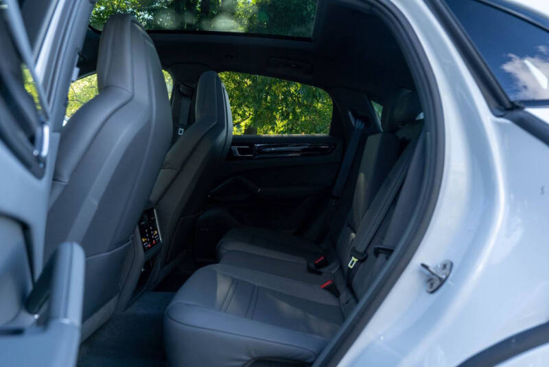 2023 Porsche Cayenne
