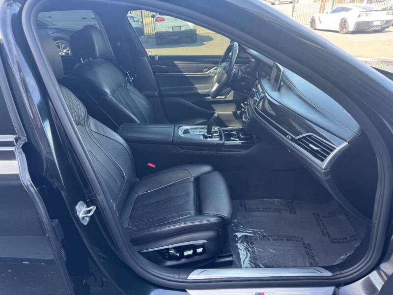 2016 BMW 7 Series 750i