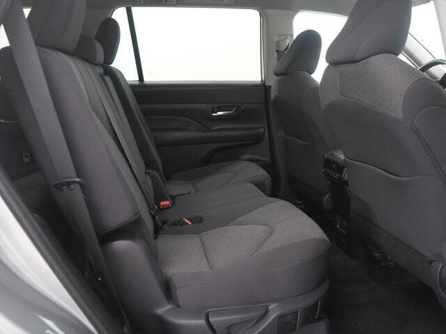 2025 Toyota Grand Highlander LE