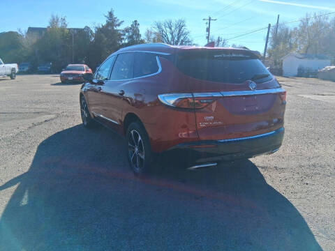 2022 Buick Enclave Essence